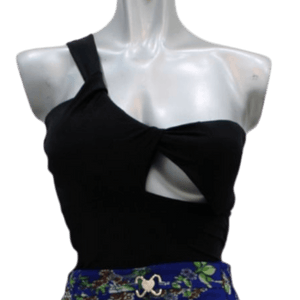 BLUSA ATREVIDA LLANA NEGRA
